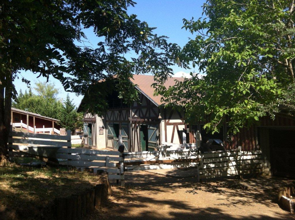 בית הארחה פבליאני 	Vasilikia Mountain Farm & Retreat מראה חיצוני תמונה
